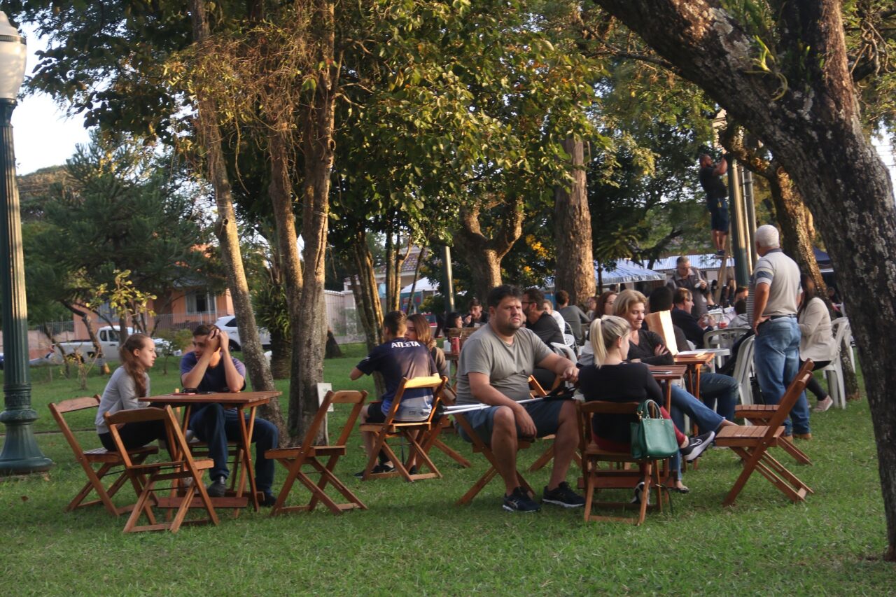 Feira Gastronômica tem programação musical para esta sexta-feira (17)