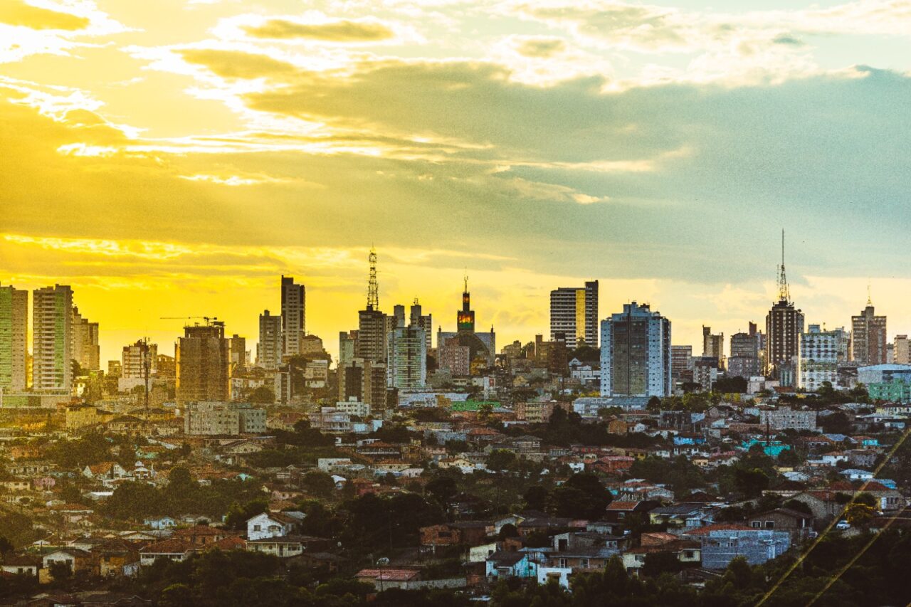 Massa de ar quente e seco atinge parte do Brasil até sábado