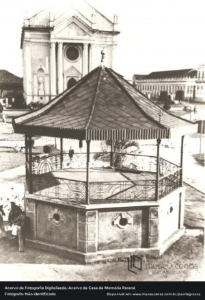 Praça Marechal Floriano Peixoto na década de 20