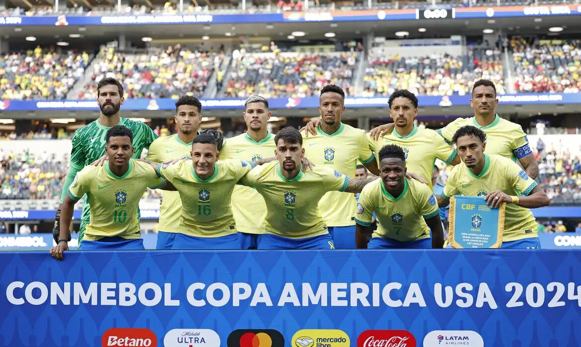 Brasil enfrenta o Paraguai em busca da primeira vitória na Copa América hoje (28) às 22h