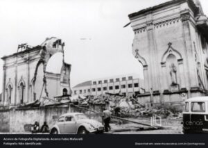 Demolição lateral da Catedral de Sant’Ana