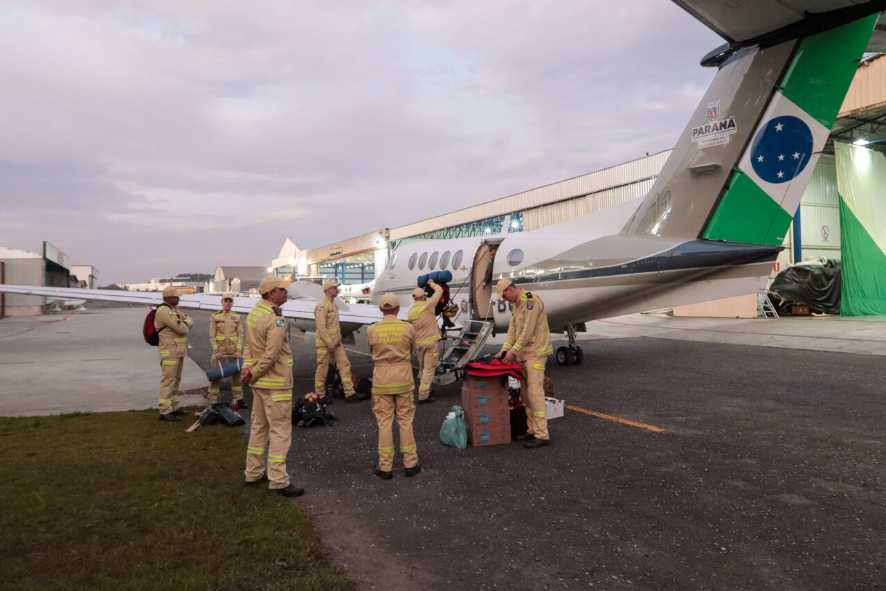 Corpo de Bombeiros do Paraná manda nova equipe para o Pantanal