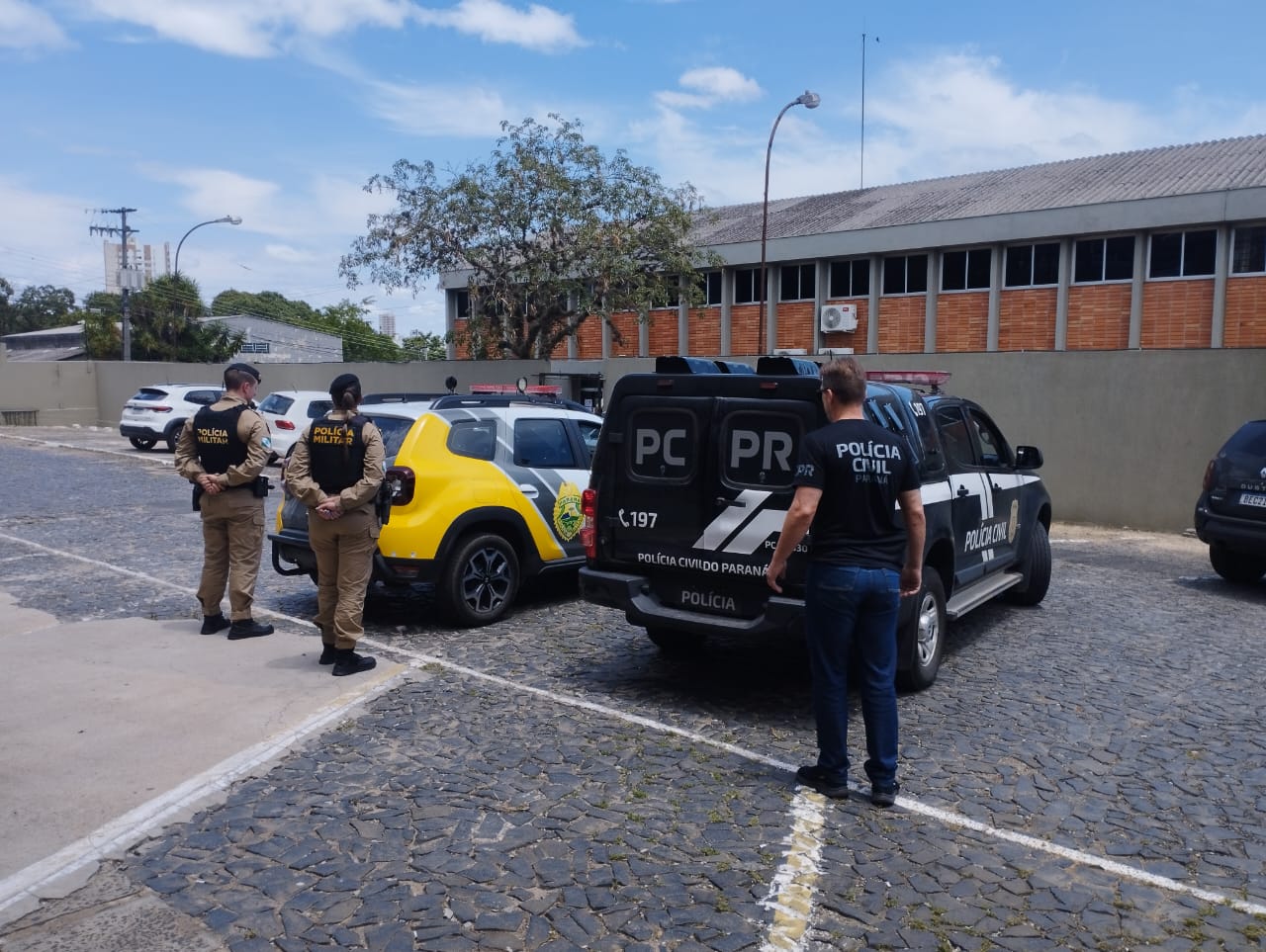 Polícia prende quatro suspeitos de homicídio na Rua Balduíno Taques, em Ponta Grossa