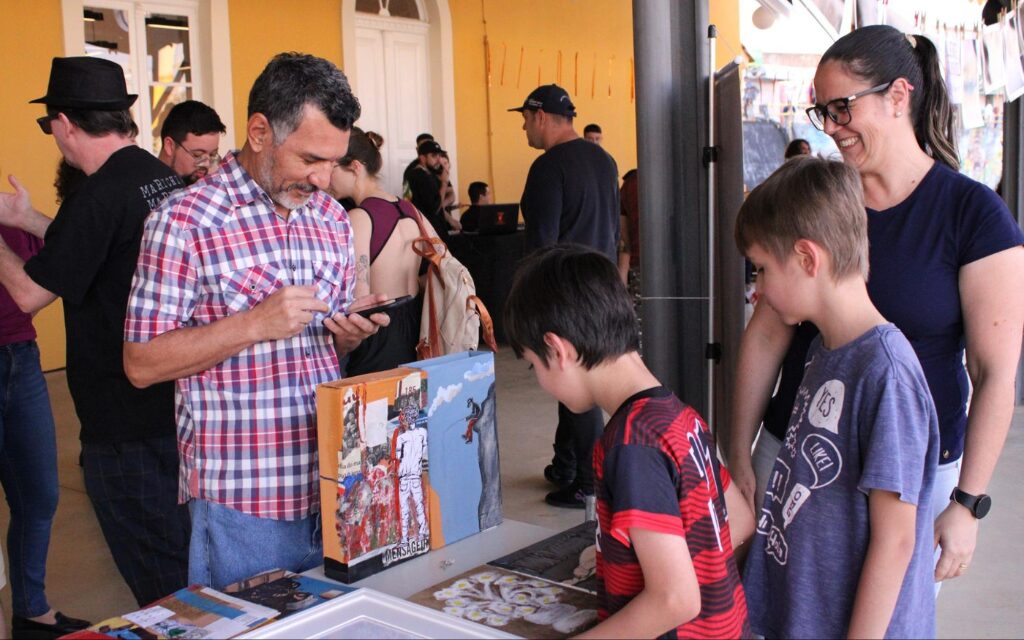 Cultura Plural realiza 10ª Feira artística no sábado