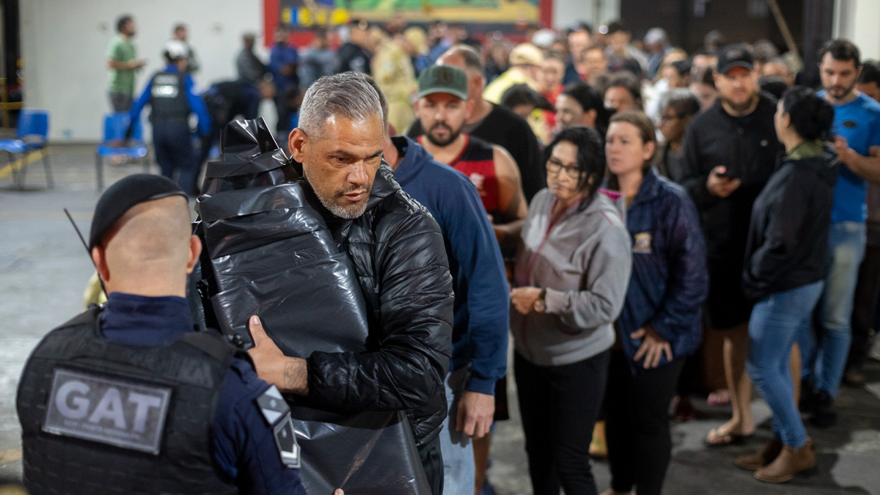 Ponta Grossa mobiliza equipes após temporal que atingiu mais de 1,5 mil famílias