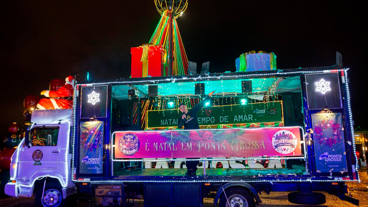 Edição 2025 da Parada Natalíssima começa nesta quinta (4) com atrações em vários bairros