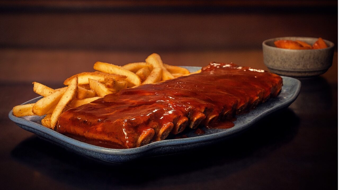 Sabores icônicos em casa: Outback Ponta Grossa inicia operações de delivery na cidade