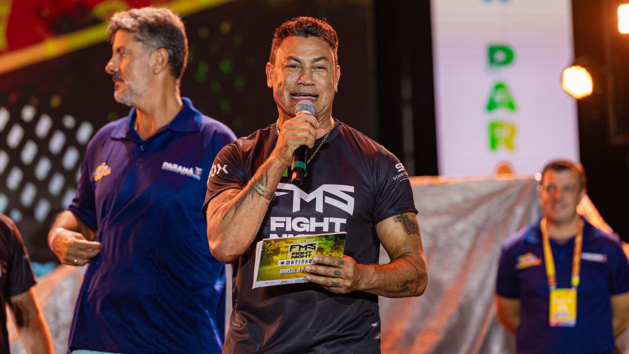 Popó comanda pesagem oficial do FMS Fight Night no Plaza Campos Gerais