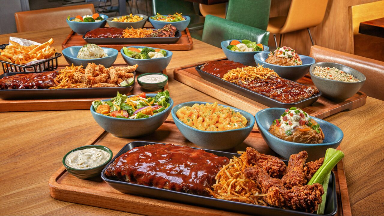 Outback aposta na tendência de compartilhar e lança campanha de tábuas com seus pratos mais pedidos em combinações inéditas