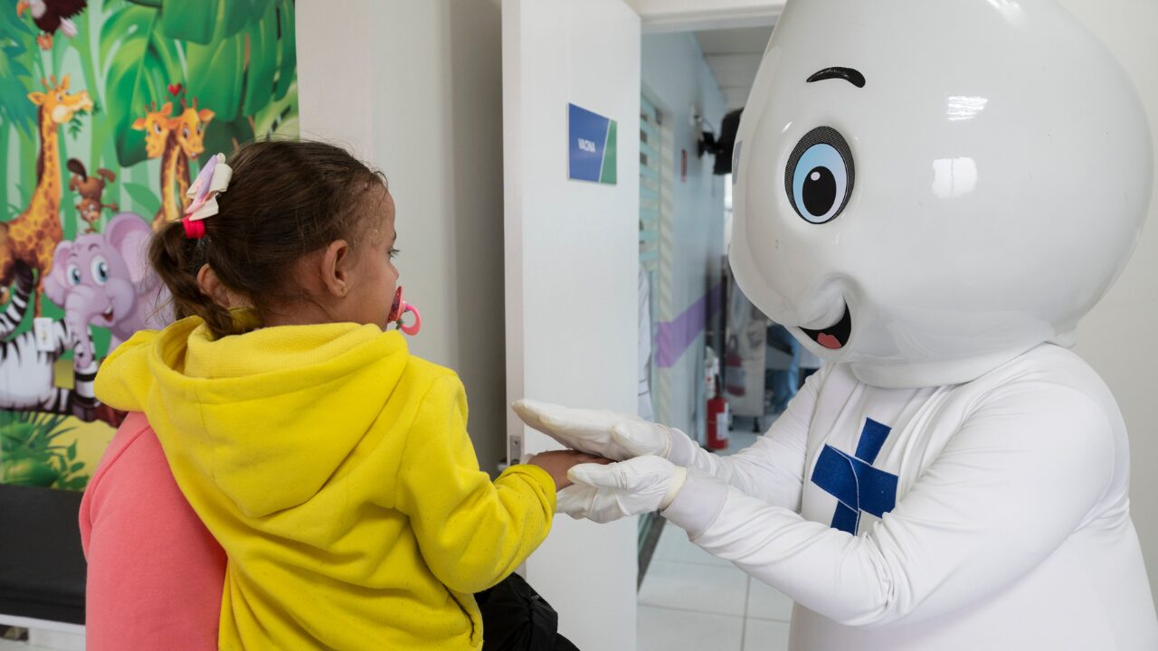 Centro Vacina PG registra a 2ª maior aplicação de vacinas do Paraná em 2026