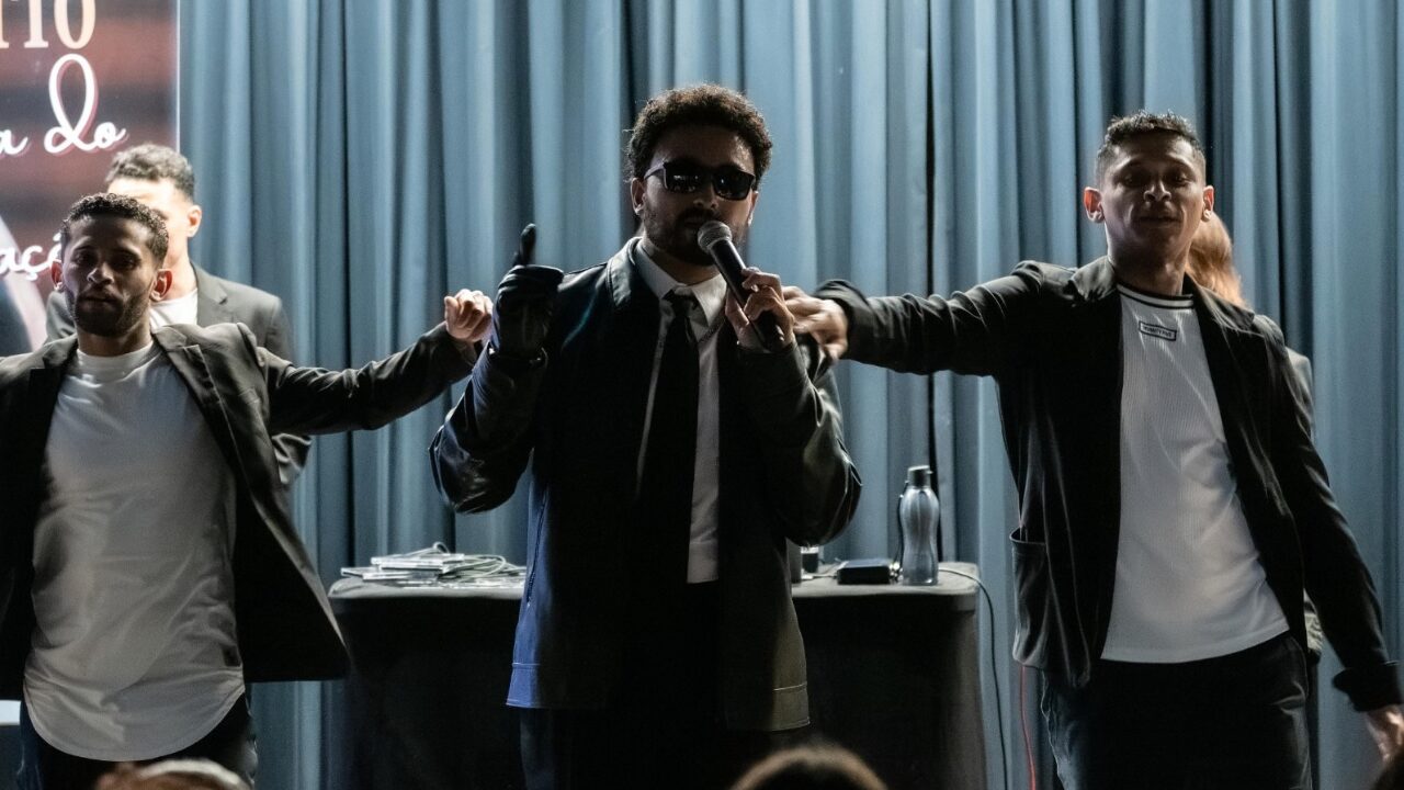 Gui Augustto marca nova fase com primeiro álbum autoral