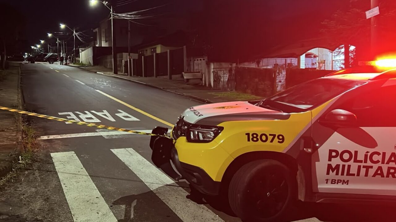 Polícia isola quarteirão após homem fazer ameaças na região da Ronda, em Ponta Grossa