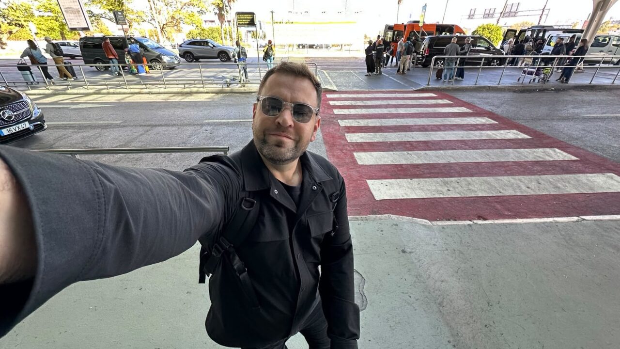 Jornalista de Ponta Grossa está na Europa para acompanhar um dos maiores festivais de sertanejo da atualidade